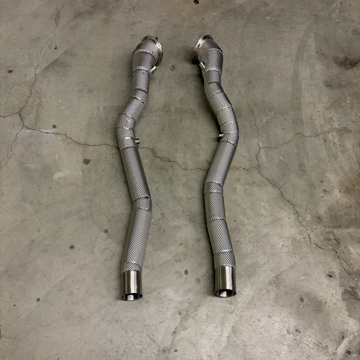 Ferrari F12 / 812 Free Flow F1 Race Pipes