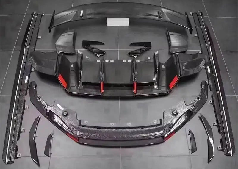 AUDI R8 Carbon Fiber Body Kit V1
