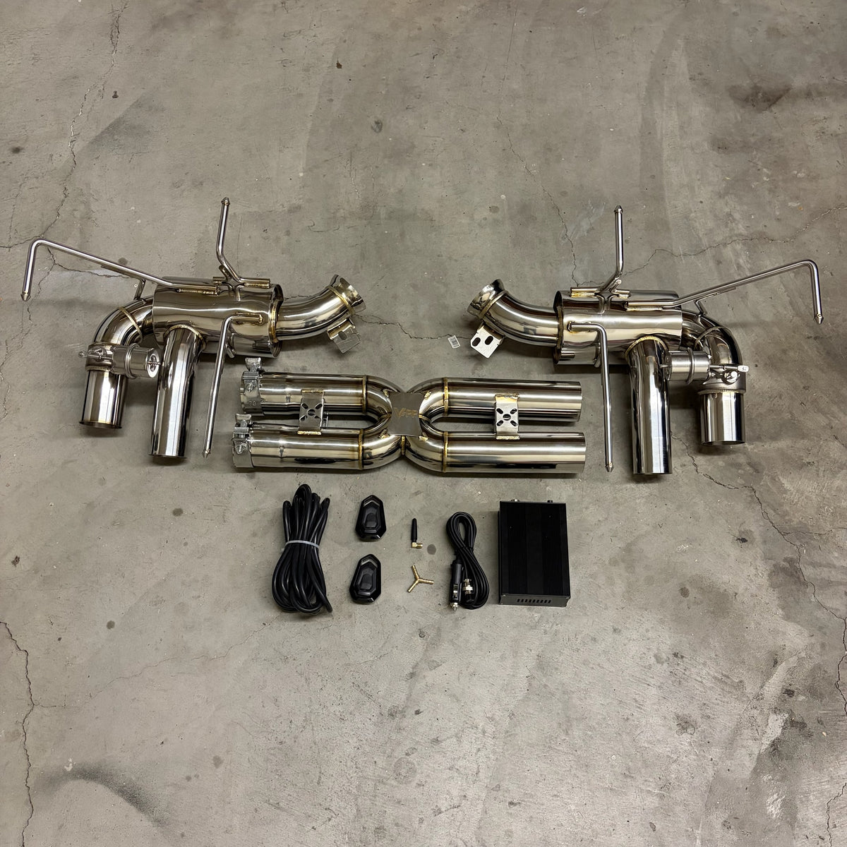 Ferrari 812 Valved X-Pipe Race Catback Exhaust System