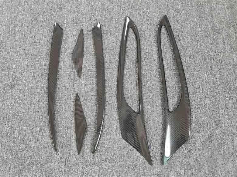 Ferrari 812 Carbon Fiber Air Vent Exterior Trim Kit